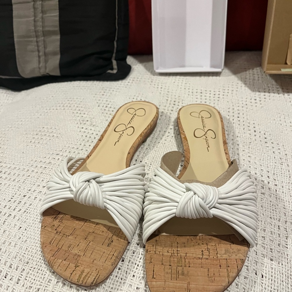 Jessica Simpson Cream Knotted Slide Sandals